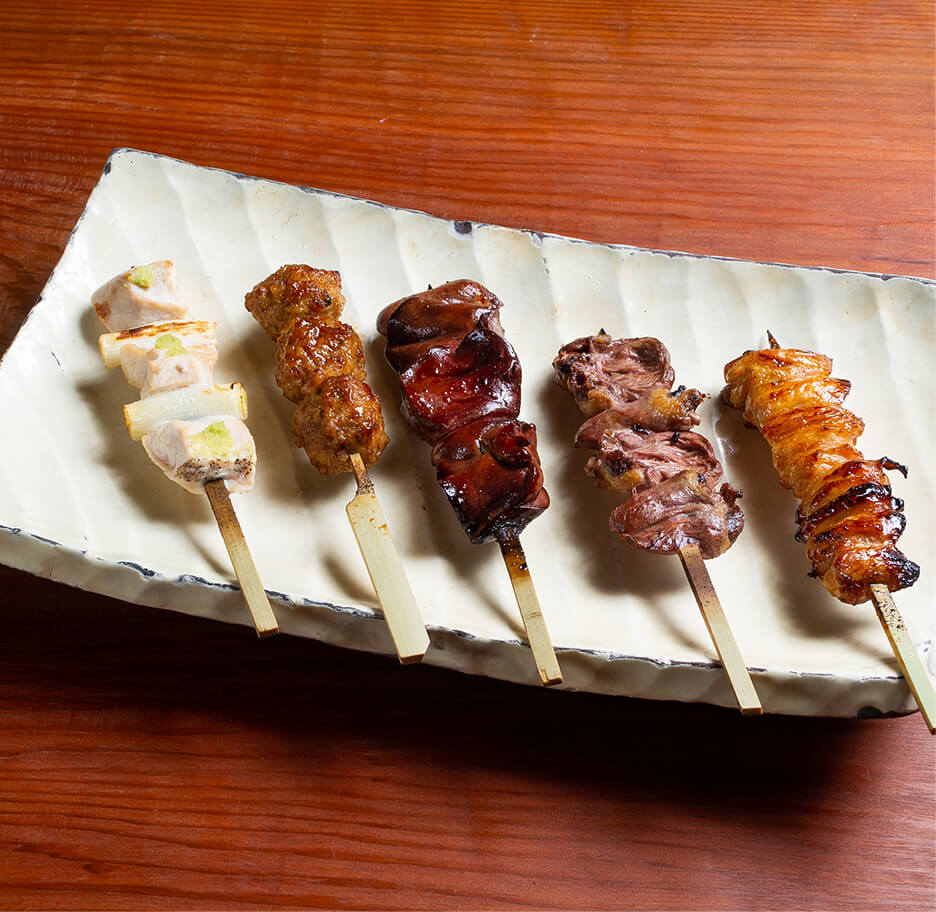 全15種ほどの串を炭火でじっくり